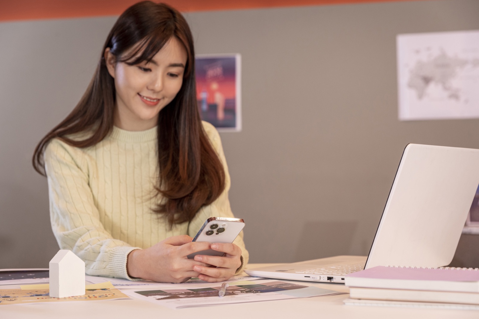콘텐츠 카드 구성 화면